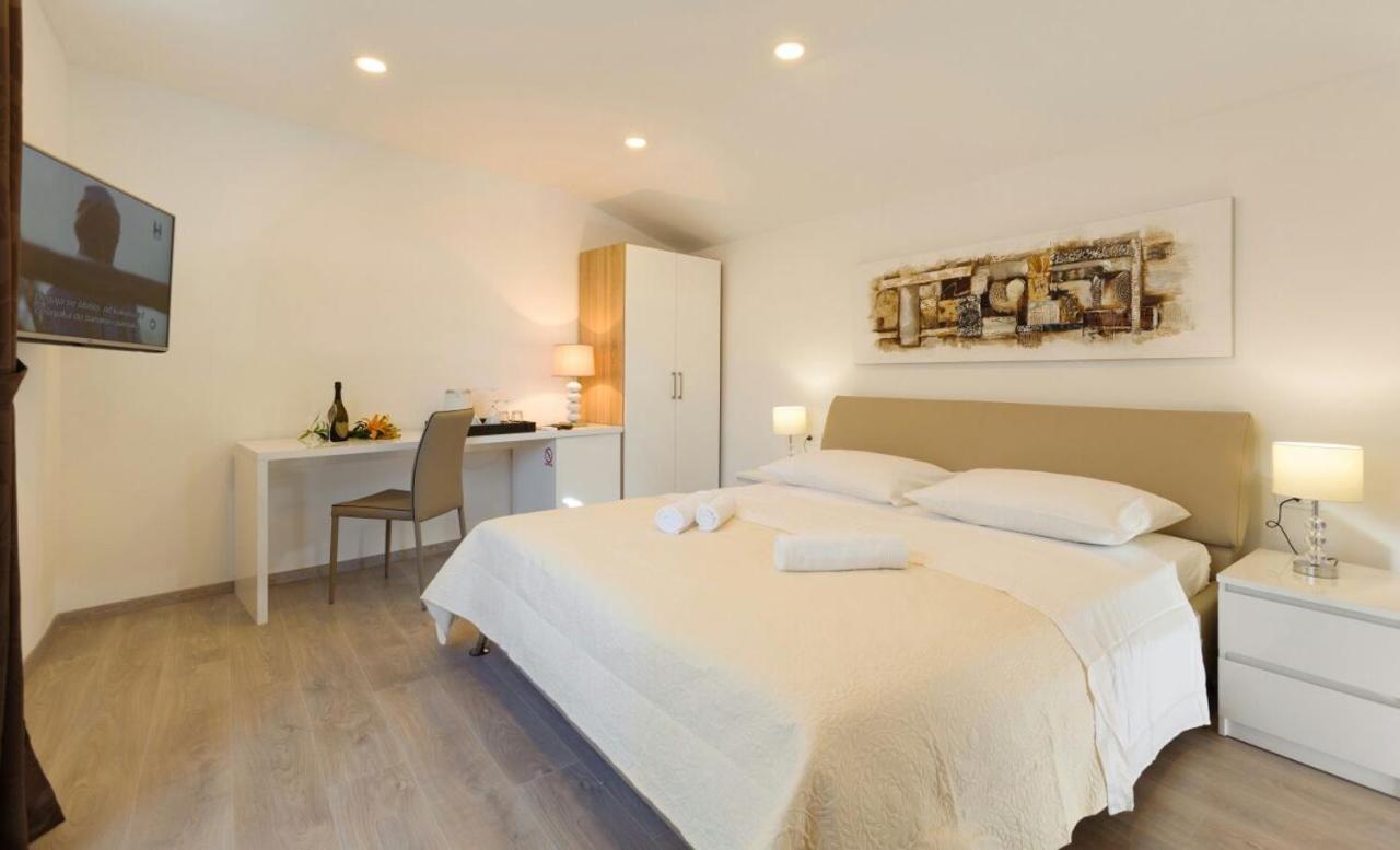 ספליט Apartments & Room Libar מראה חיצוני תמונה